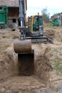Der Unterstand wird freigelegt: